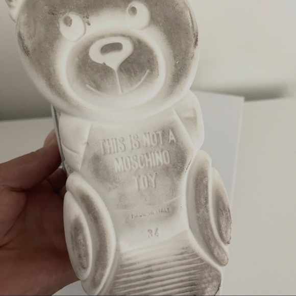 SOLD 🛑 Moschino Kids Logo Touch Strap Sneakers - Picture 6 of 7